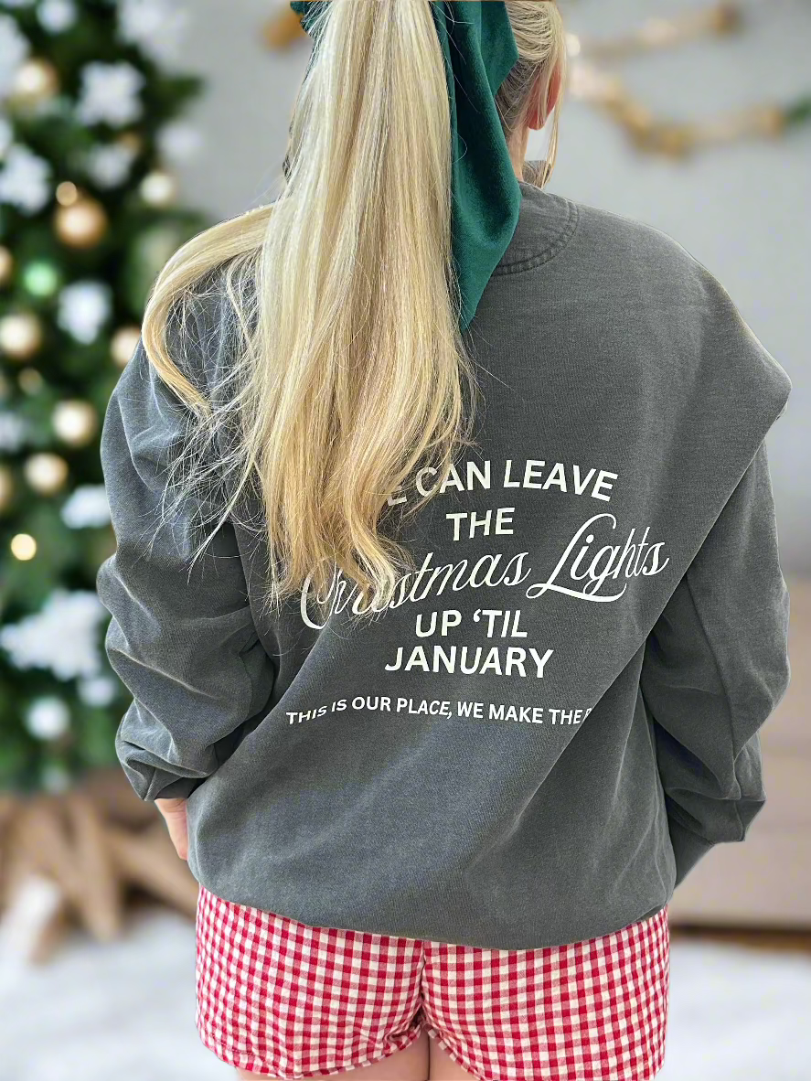 CHRISTMAS LIGHTS COMFORT COLORS SWEATSHIRT | Swifts Sweatshirt