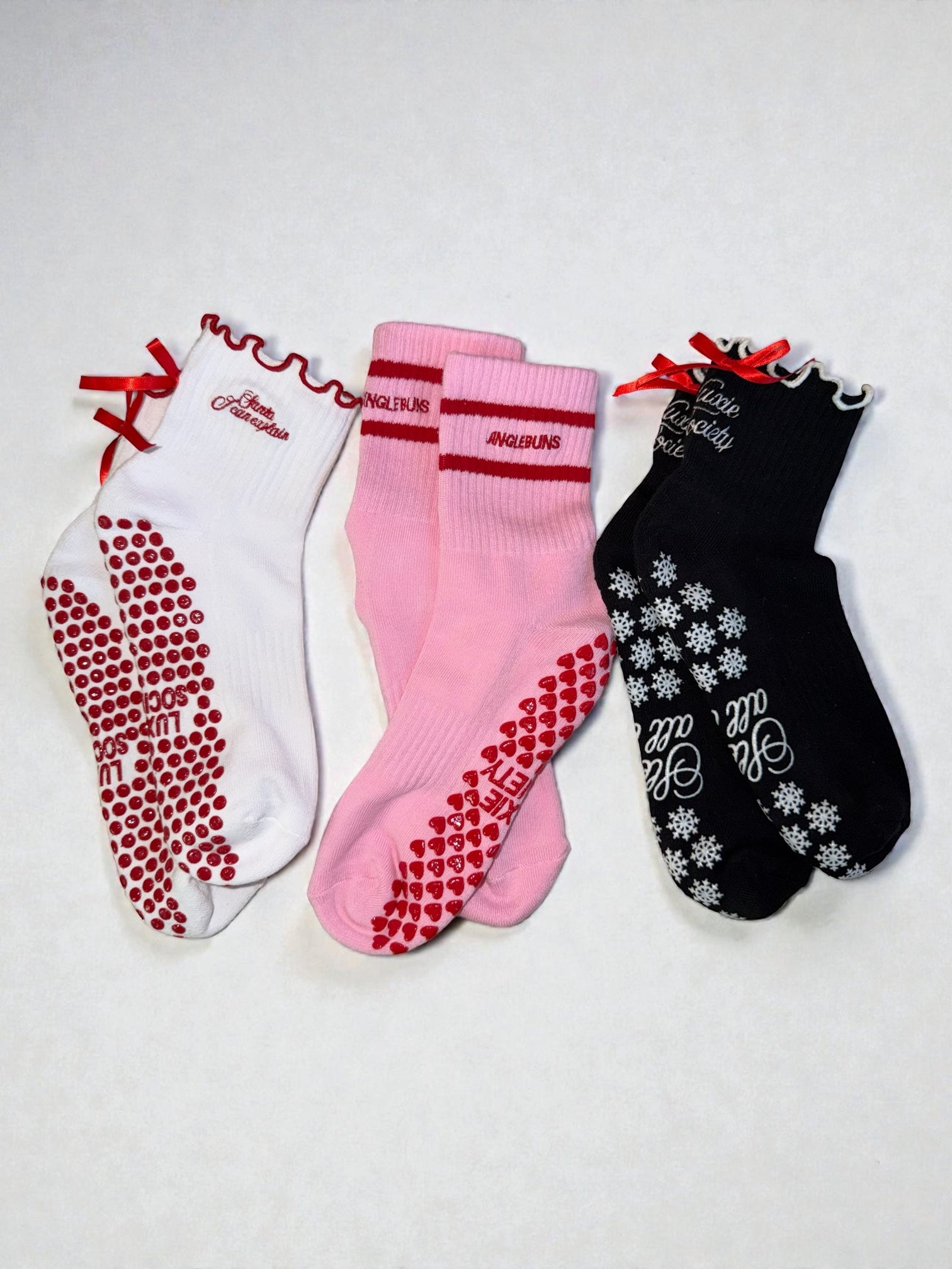 🖤 SLEIGH ALL DAY – Black Holiday Grip Socks